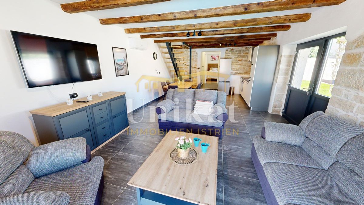 Prenovljena kamnita hiša blizu Poreča